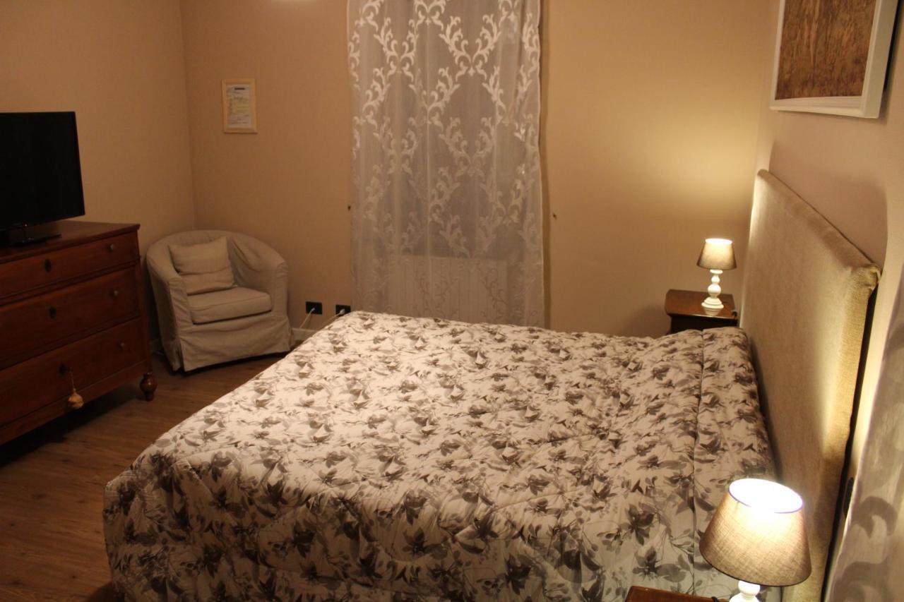 B&B Temenos Parma Bagian luar foto