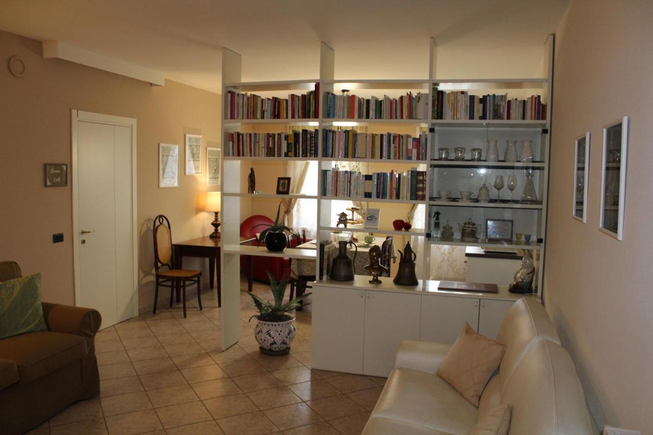 B&B Temenos Parma Bagian luar foto